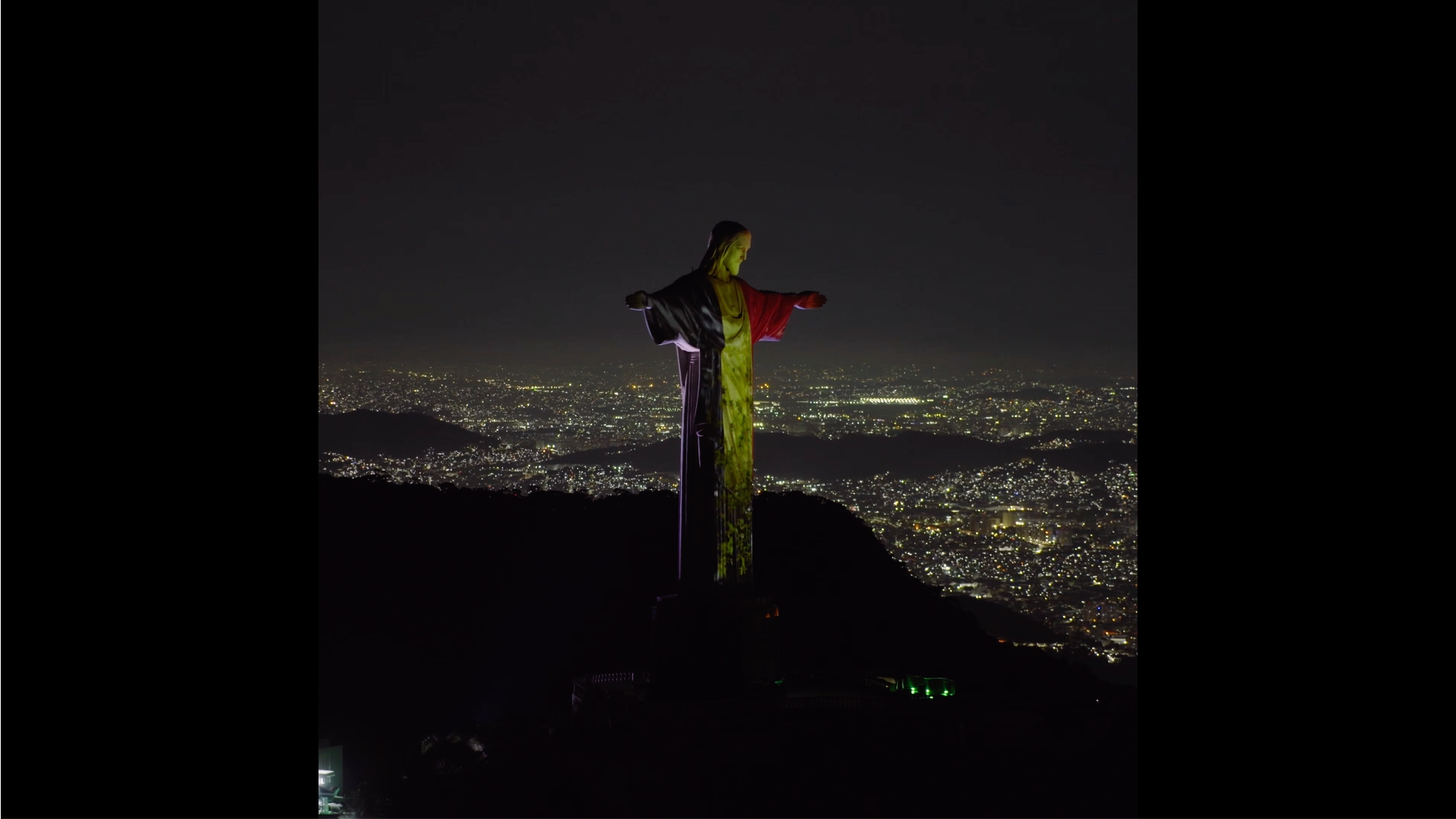 Illuminating Christ the Redeemer